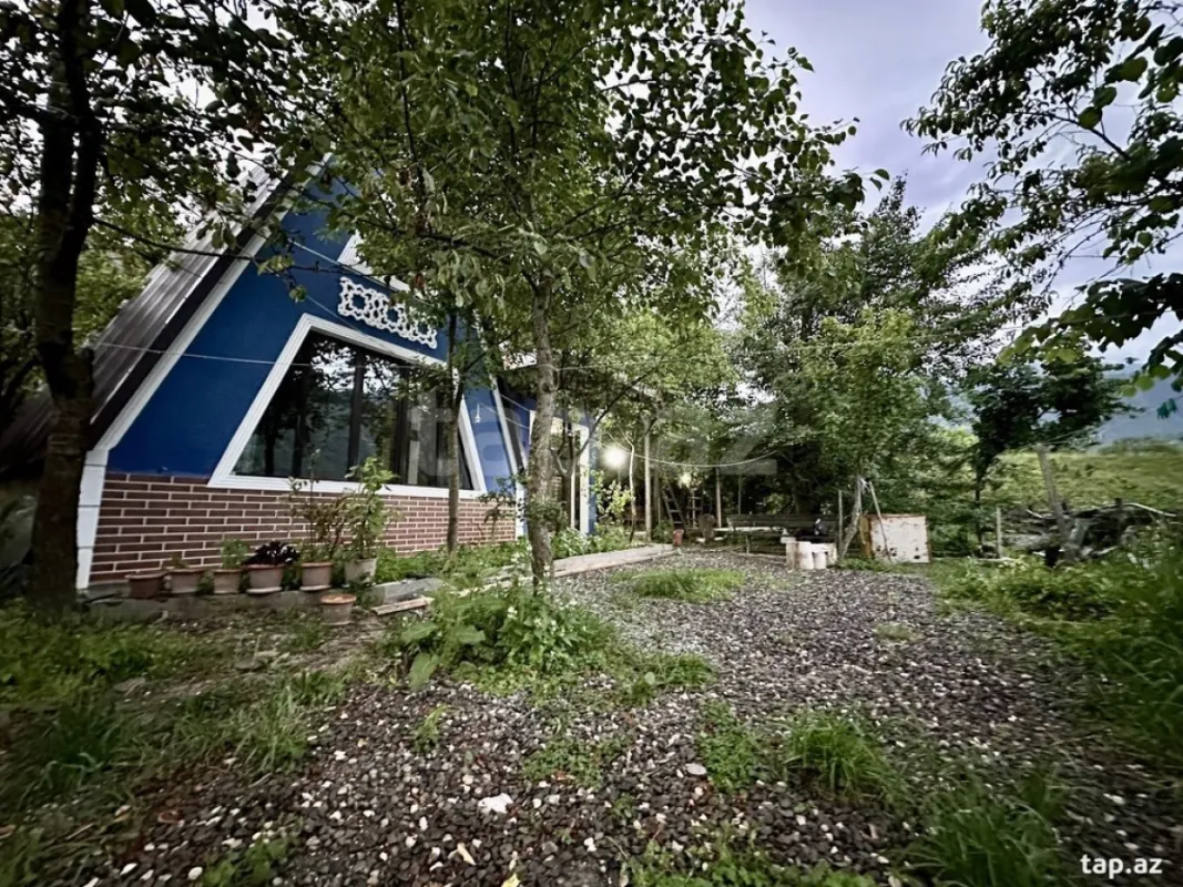 Kirayə verilir 4 otaqlı həyət evi