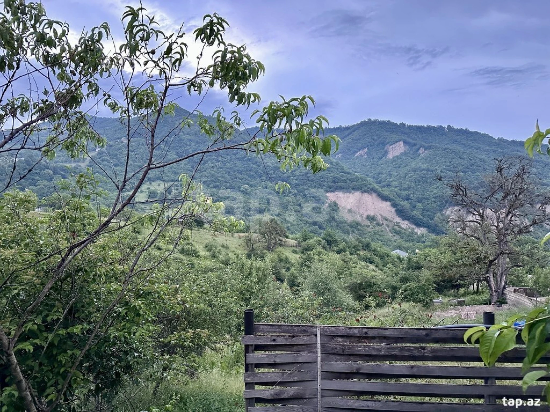 Kirayə verilir 4 otaqlı həyət evi