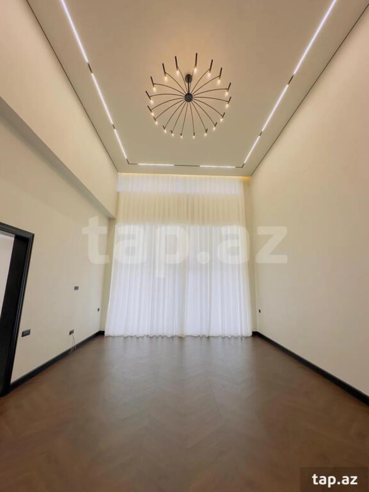 Satılır 5 otaqlı həyət evi