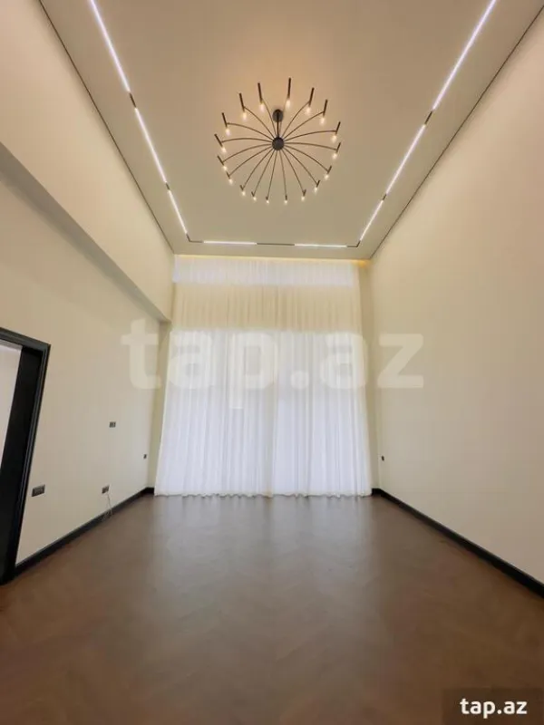 Satılır 5 otaqlı həyət evi