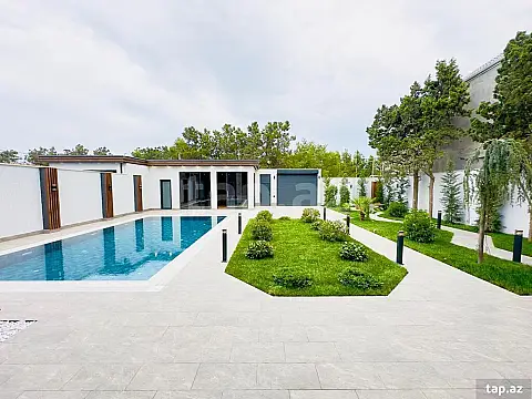 Satılır 5 otaqlı həyət evi