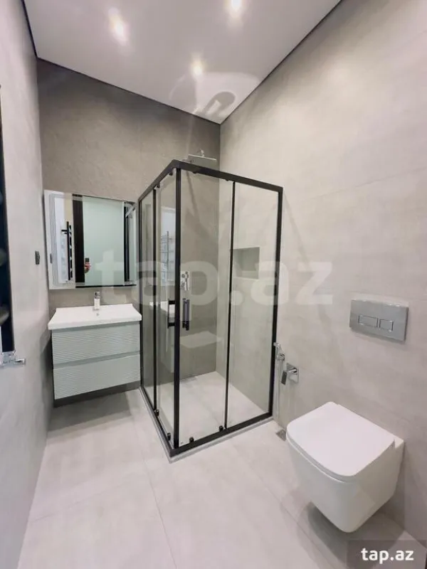 Satılır 5 otaqlı həyət evi