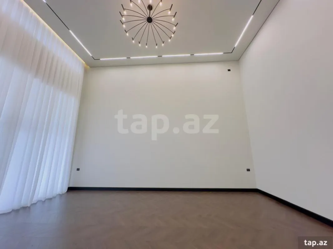 Satılır 5 otaqlı həyət evi