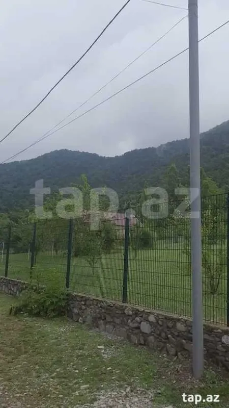 Kirayə verilir 4 otaqlı həyət evi