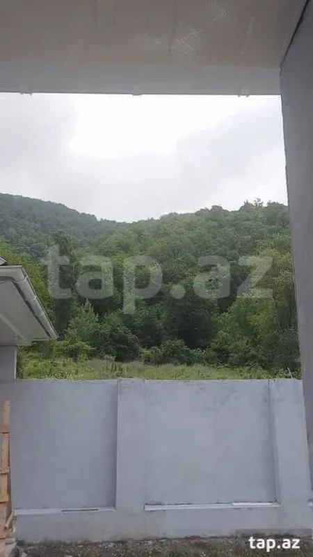 Kirayə verilir 4 otaqlı həyət evi