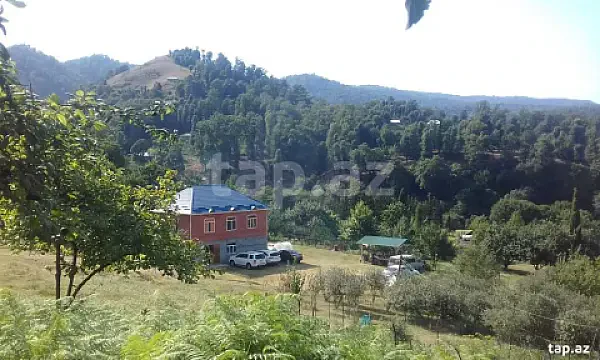 Kirayə verilir 6 otaqlı həyət evi 150 m² — Astara 6 otaq 150.00 m²