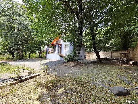 Kirayə verilir 3 otaqlı həyət evi 100 m² — Oğuz 3 otaq 100.00 m²