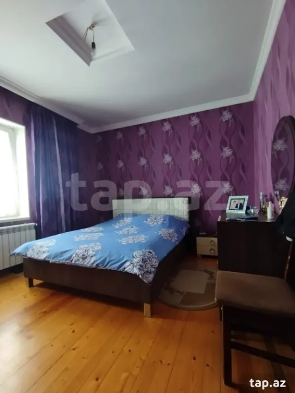 Satılır 5 otaqlı həyət evi