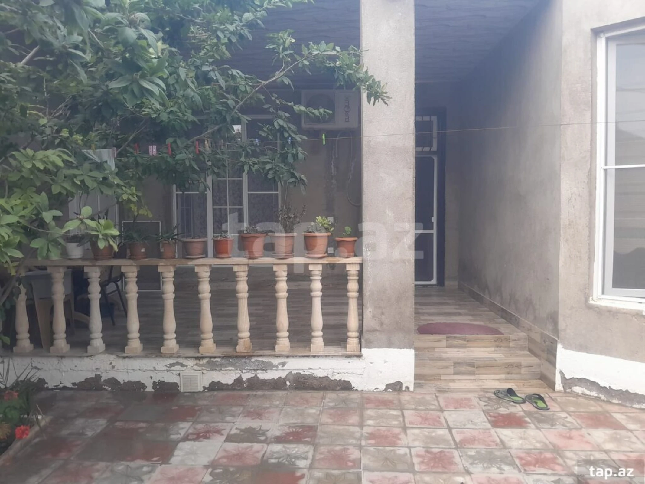 Satılır 3 otaqlı həyət evi