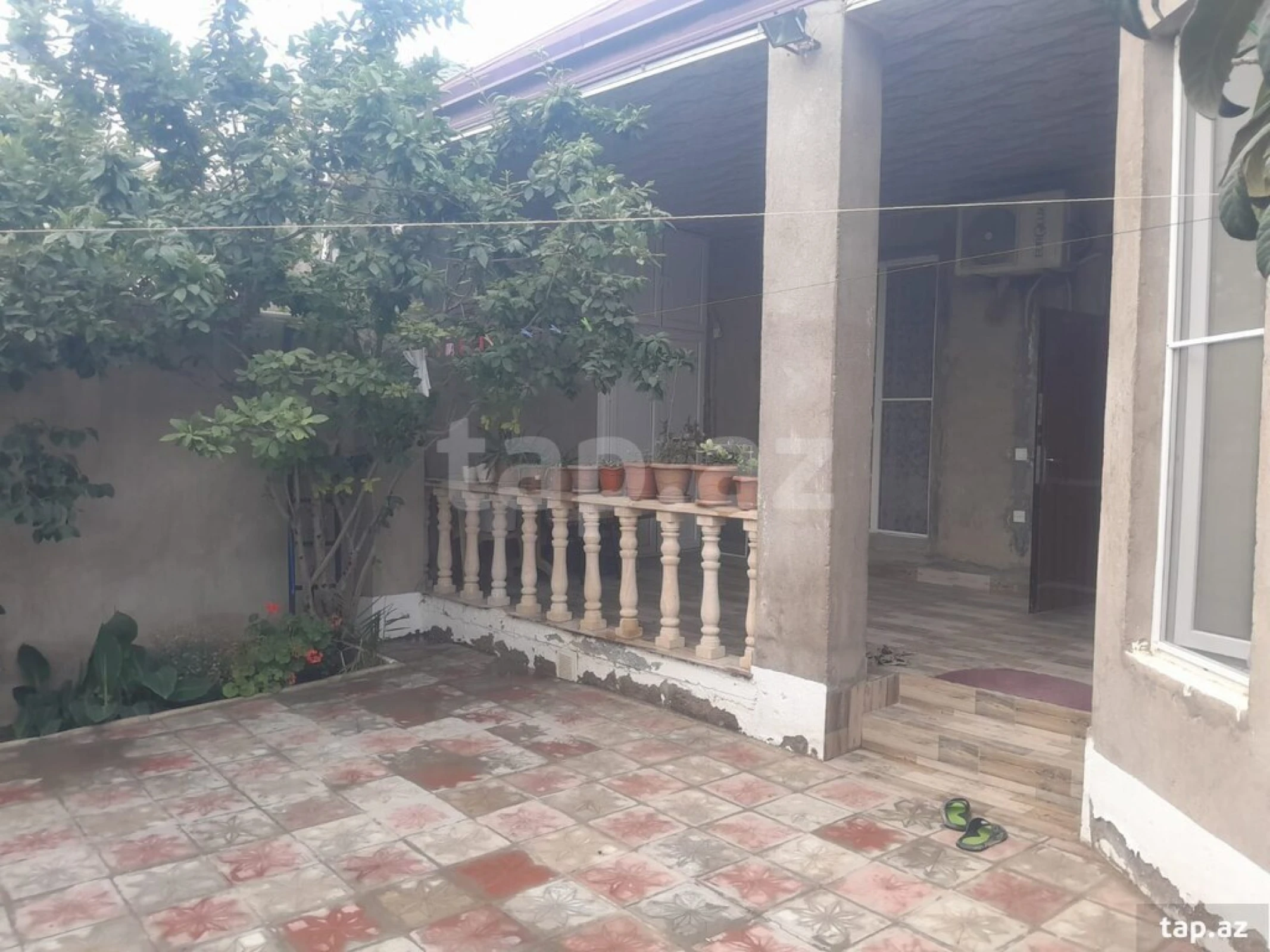 Satılır 3 otaqlı həyət evi