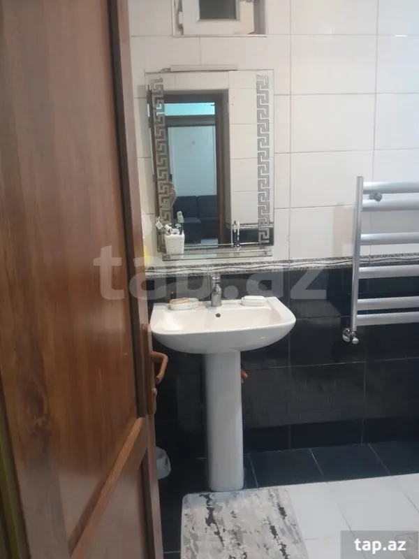 Satılır 3 otaqlı həyət evi