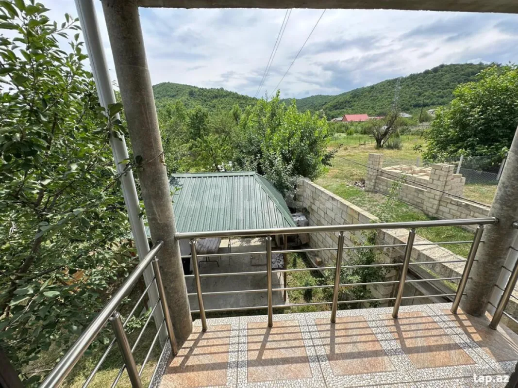 Kirayə verilir 3 otaqlı həyət evi