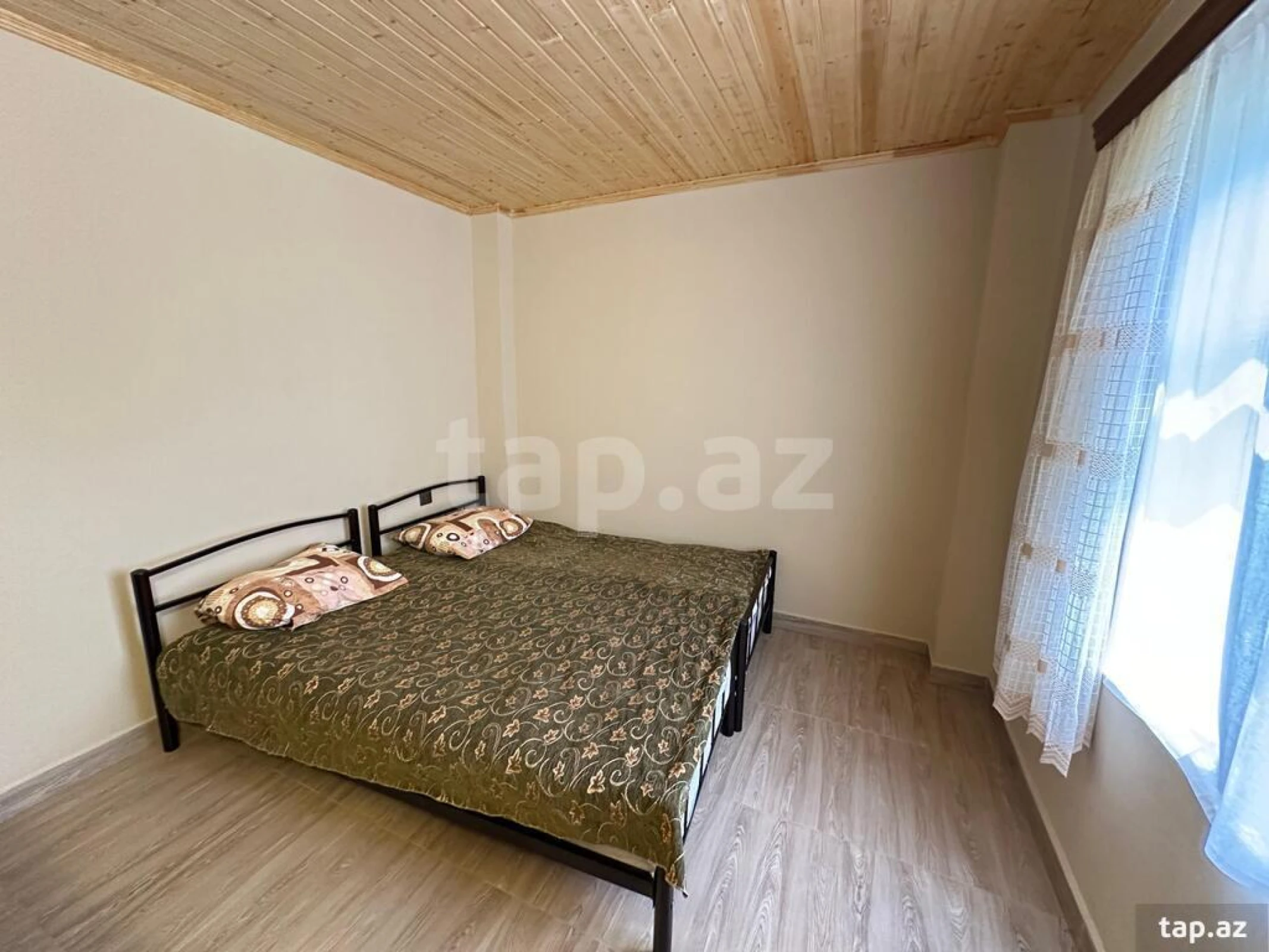 Kirayə verilir 3 otaqlı həyət evi