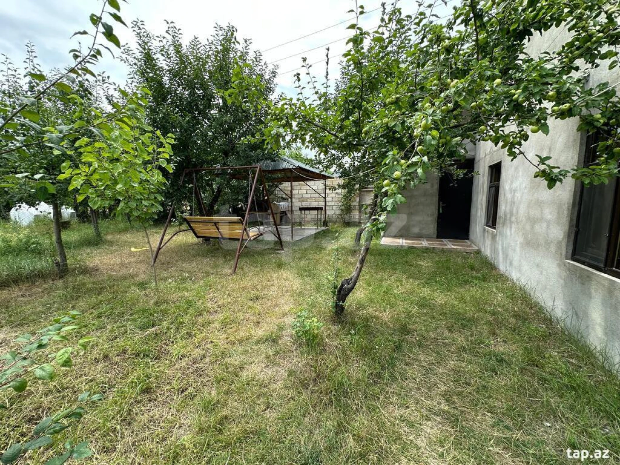 Kirayə verilir 3 otaqlı həyət evi