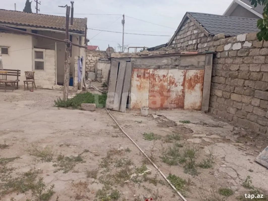 Satılır 4 otaqlı həyət evi 60 m²