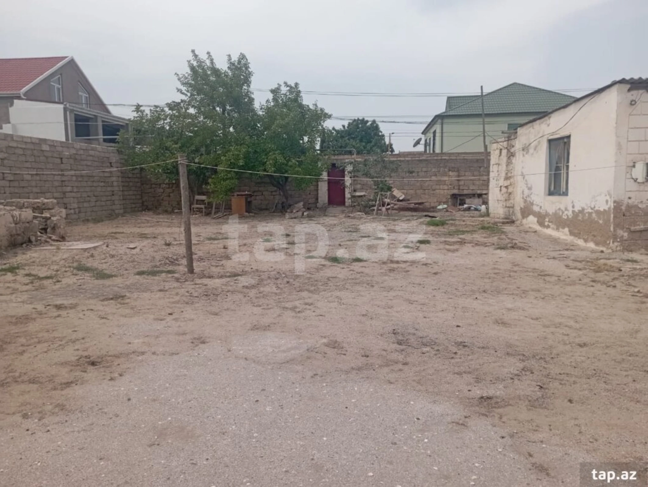 Satılır 4 otaqlı həyət evi 60 m²