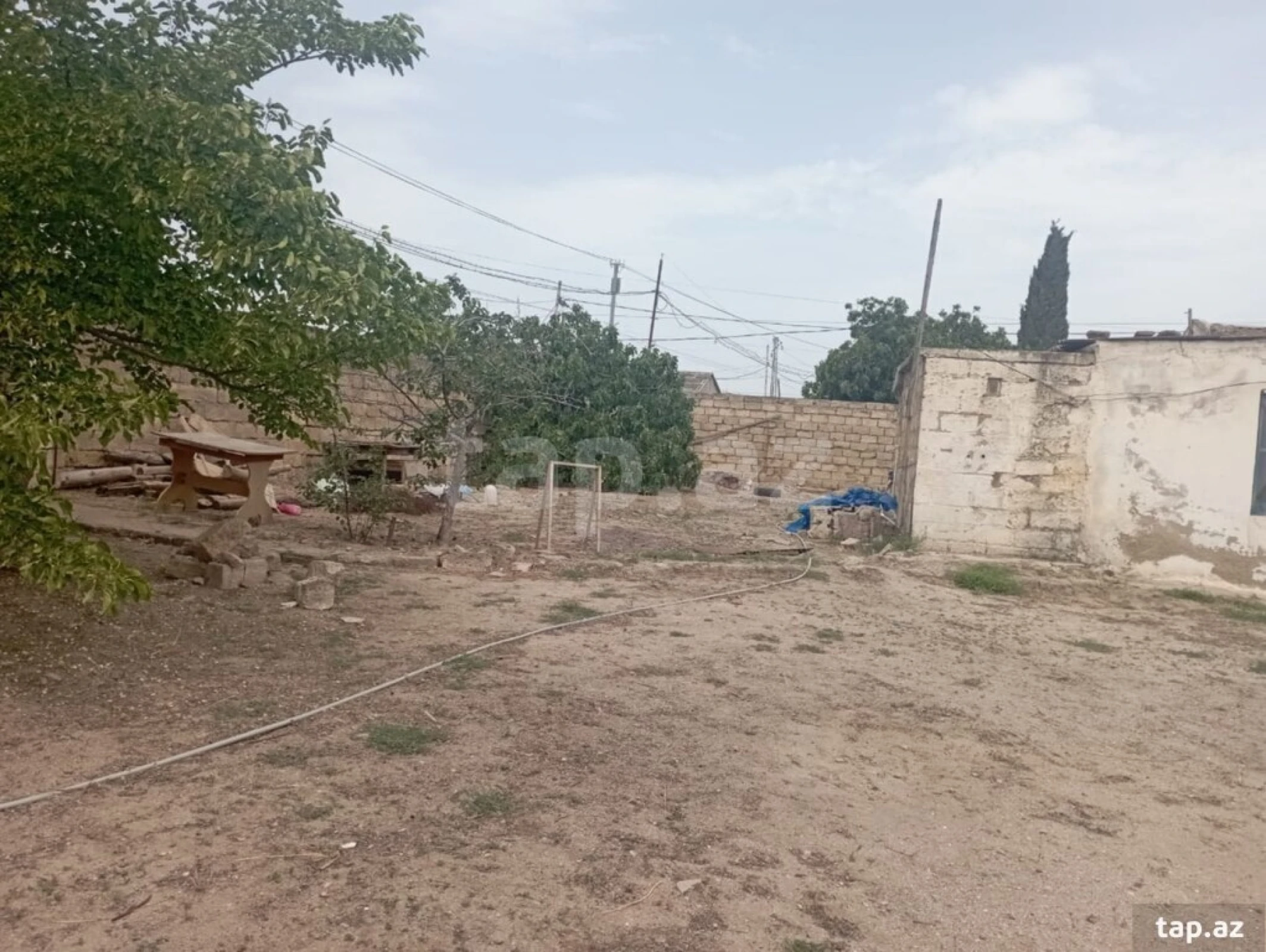 Satılır 4 otaqlı həyət evi 60 m²