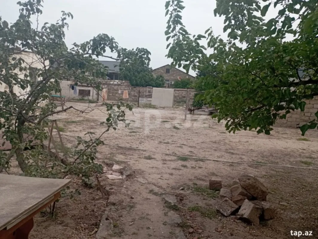 Satılır 4 otaqlı həyət evi 60 m²