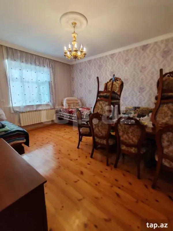 Satılır 4 otaqlı həyət evi