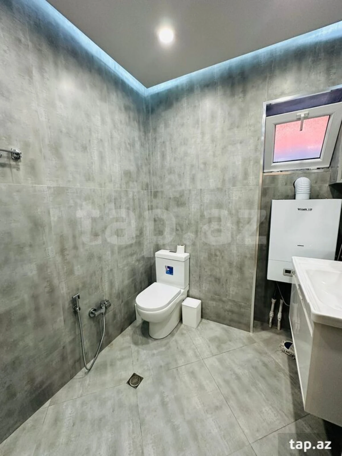 Kirayə verilir 4 otaqlı həyət evi 180 m²