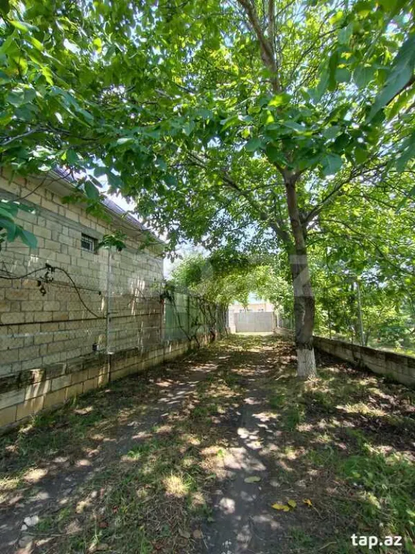 Kirayə verilir 4 otaqlı həyət evi