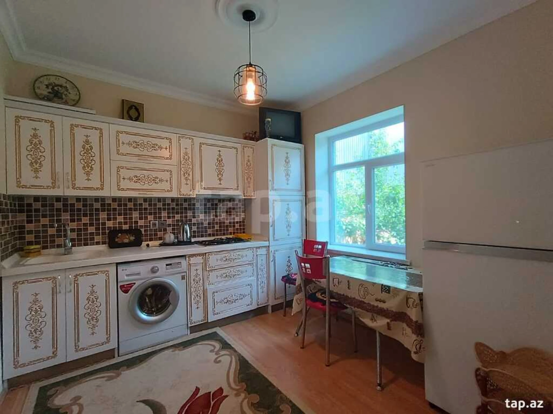 Kirayə verilir 4 otaqlı həyət evi