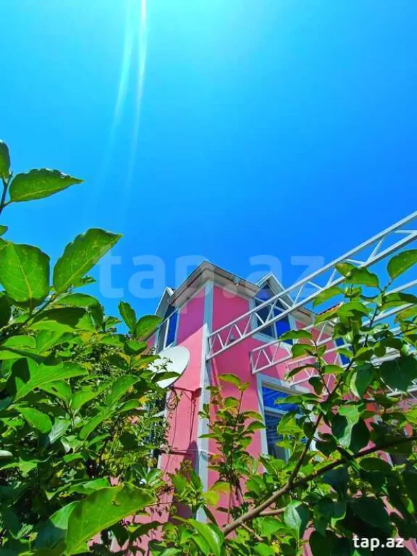 Kirayə verilir 4 otaqlı həyət evi
