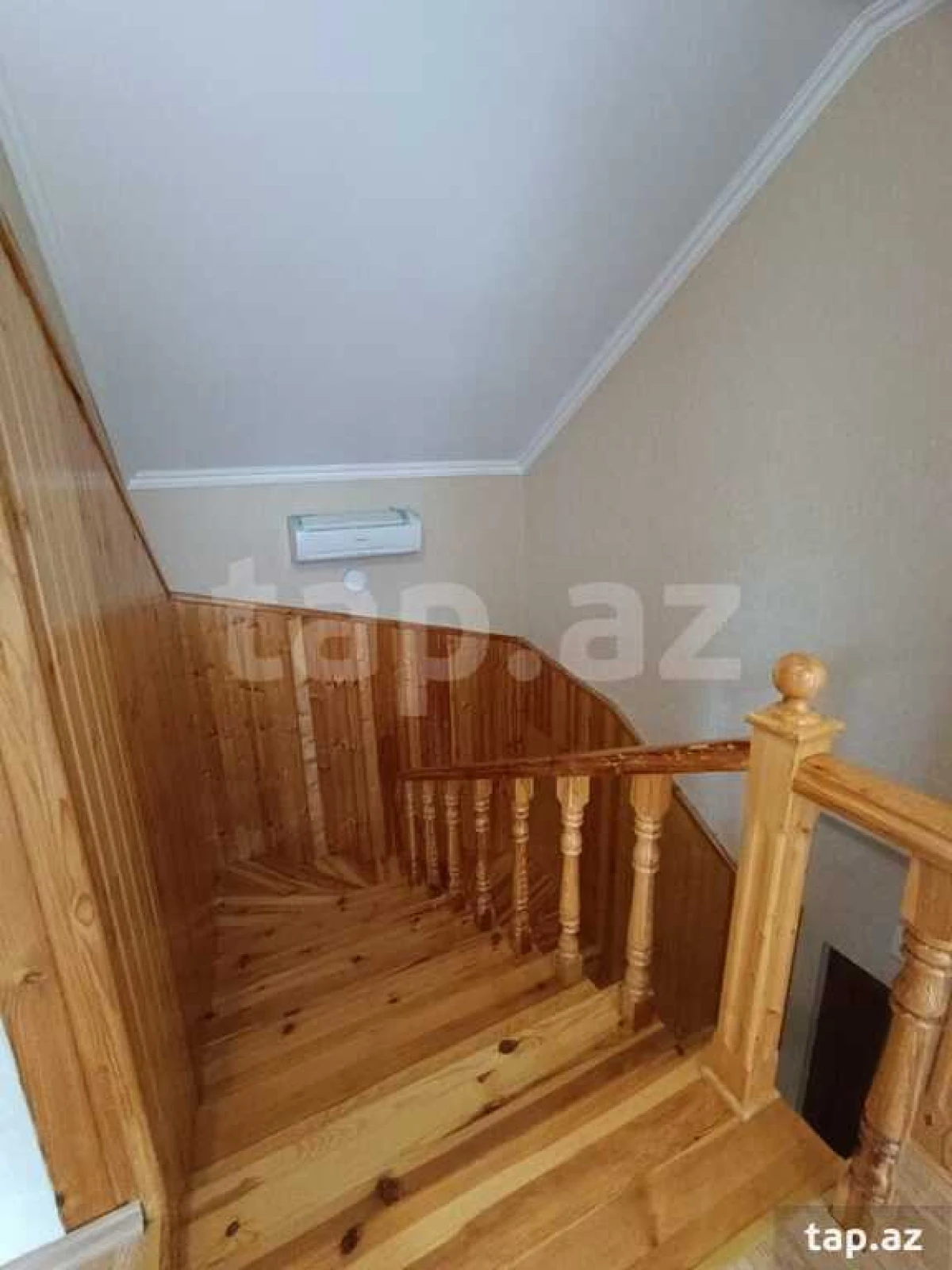 Kirayə verilir 4 otaqlı həyət evi