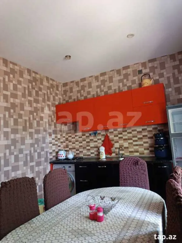 Kirayə verilir 3 otaqlı həyət evi