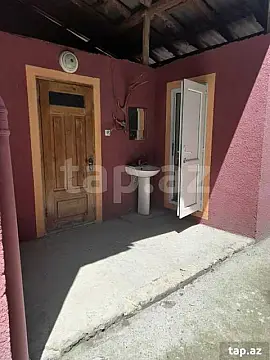 Kirayə verilir 3 otaqlı həyət evi