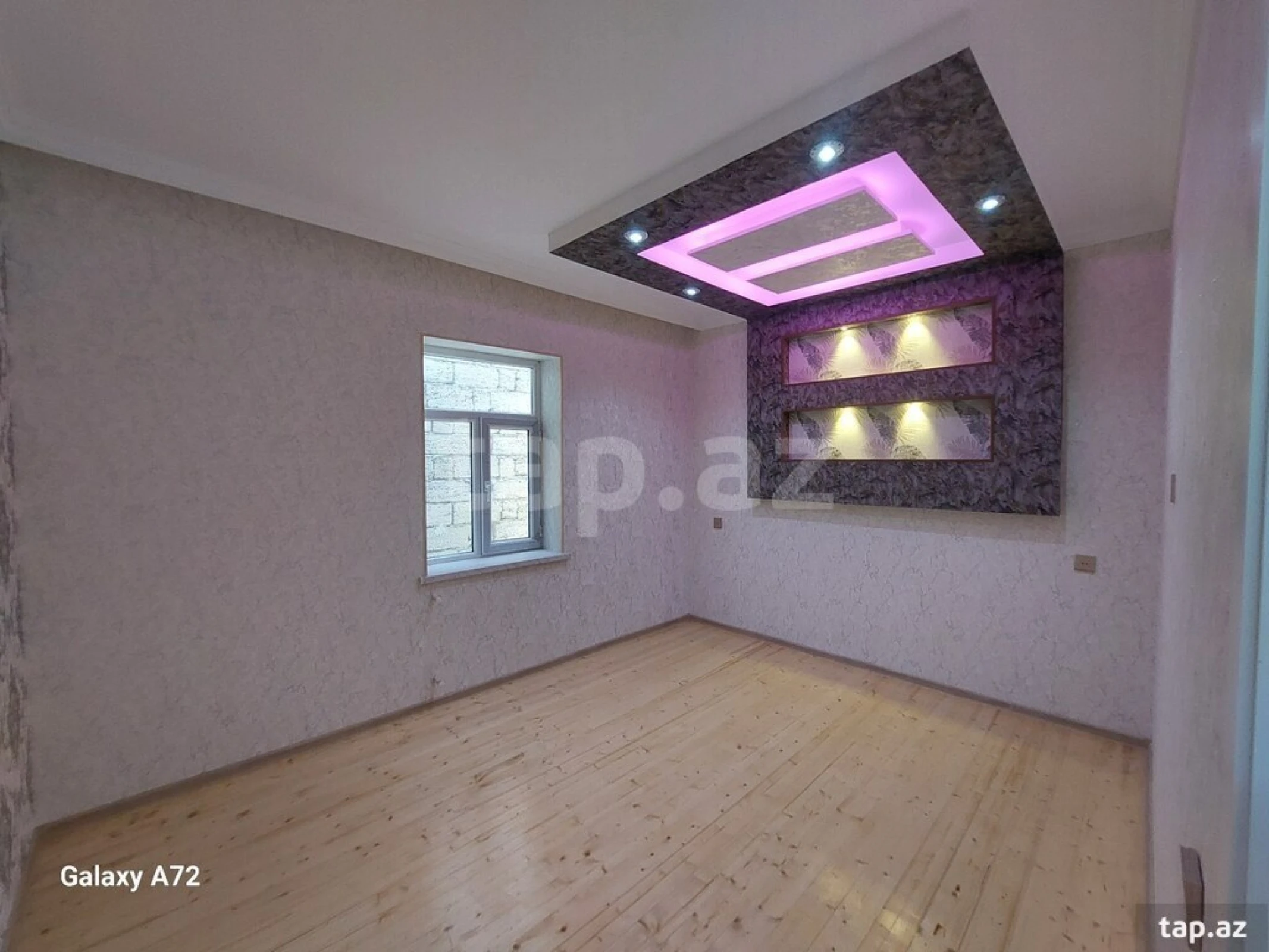 Satılır 4 otaqlı həyət evi