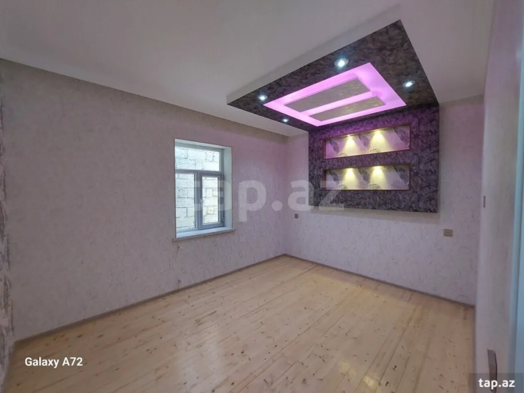 Satılır 4 otaqlı həyət evi