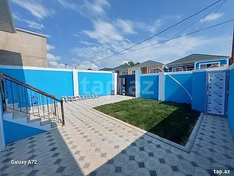 Satılır 4 otaqlı həyət evi