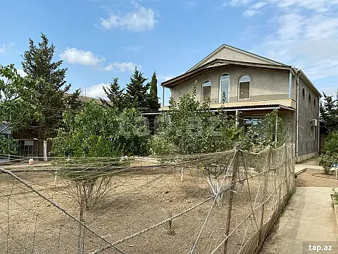 Satılır 3 otaqlı həyət evi 170 m² — Bakı 3 otaq 170.00 m²