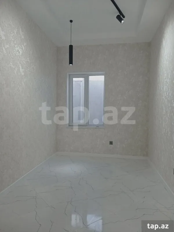 Satılır 4 otaqlı həyət evi 130 m²
