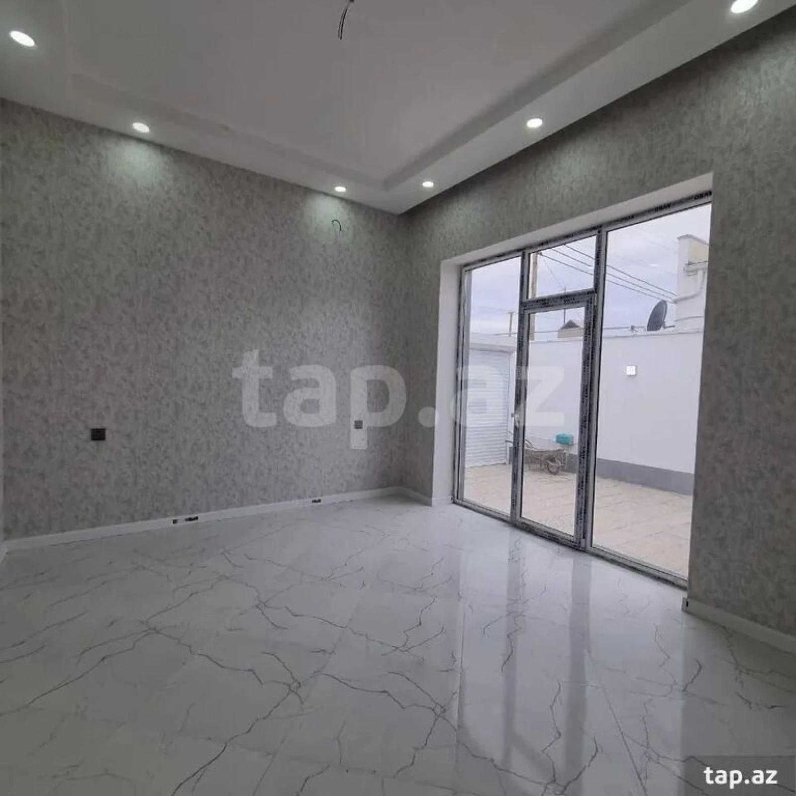 Satılır 4 otaqlı həyət evi 130 m²
