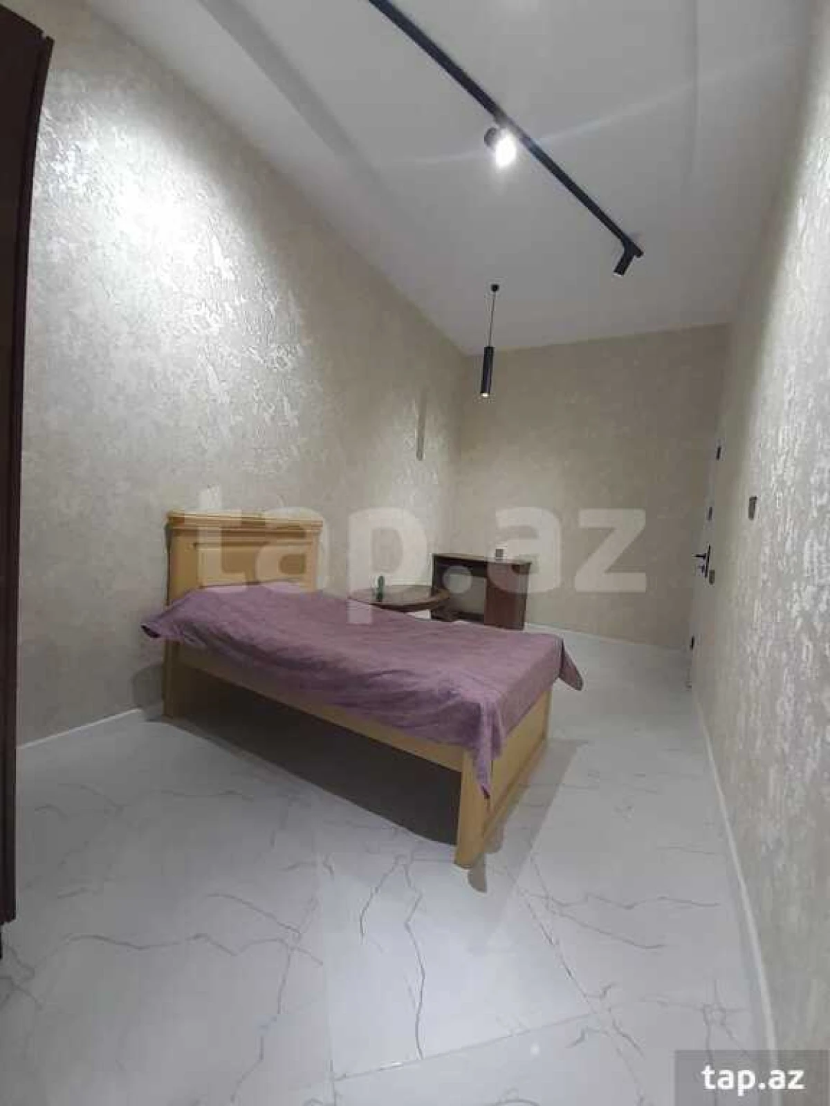 Satılır 4 otaqlı həyət evi 130 m²