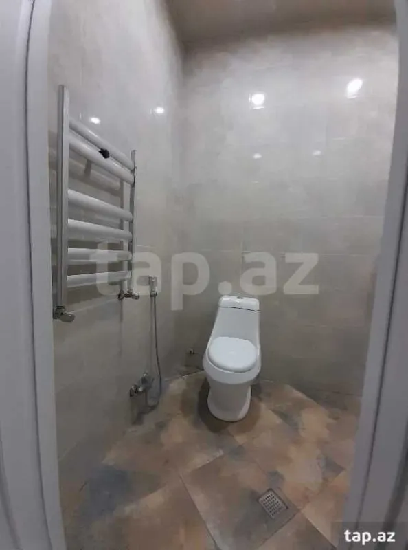 Satılır 4 otaqlı həyət evi 130 m²