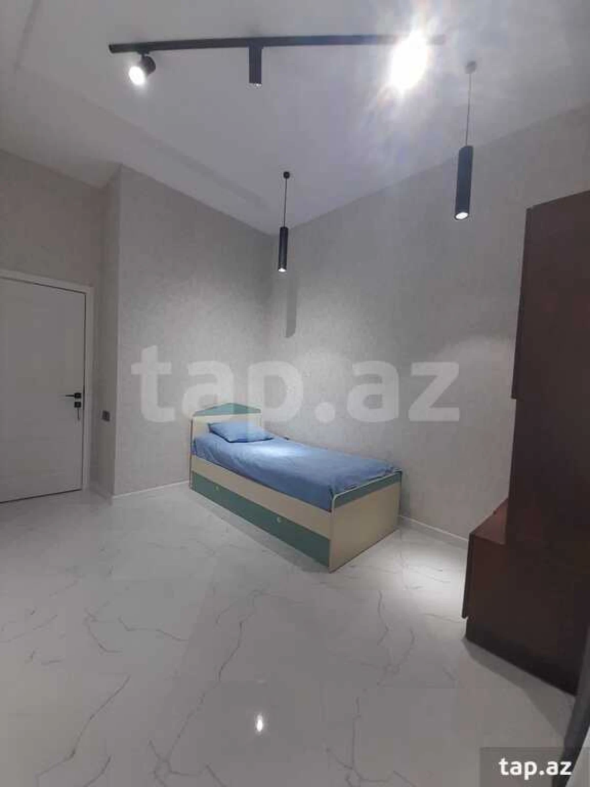 Satılır 4 otaqlı həyət evi 130 m²