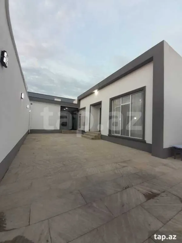 Satılır 4 otaqlı həyət evi 130 m²