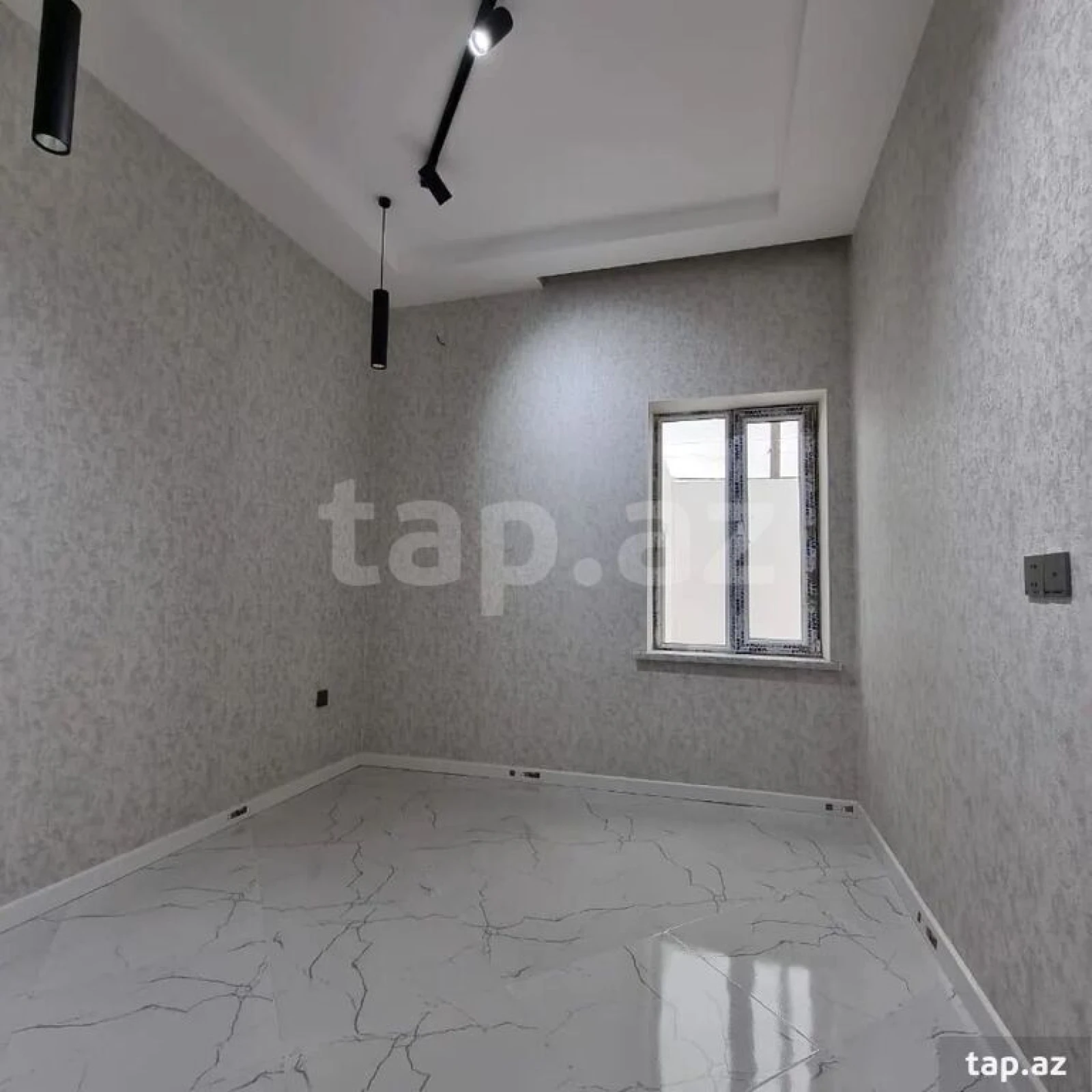 Satılır 4 otaqlı həyət evi 130 m²