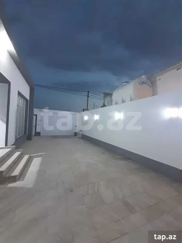 Satılır 4 otaqlı həyət evi 130 m²