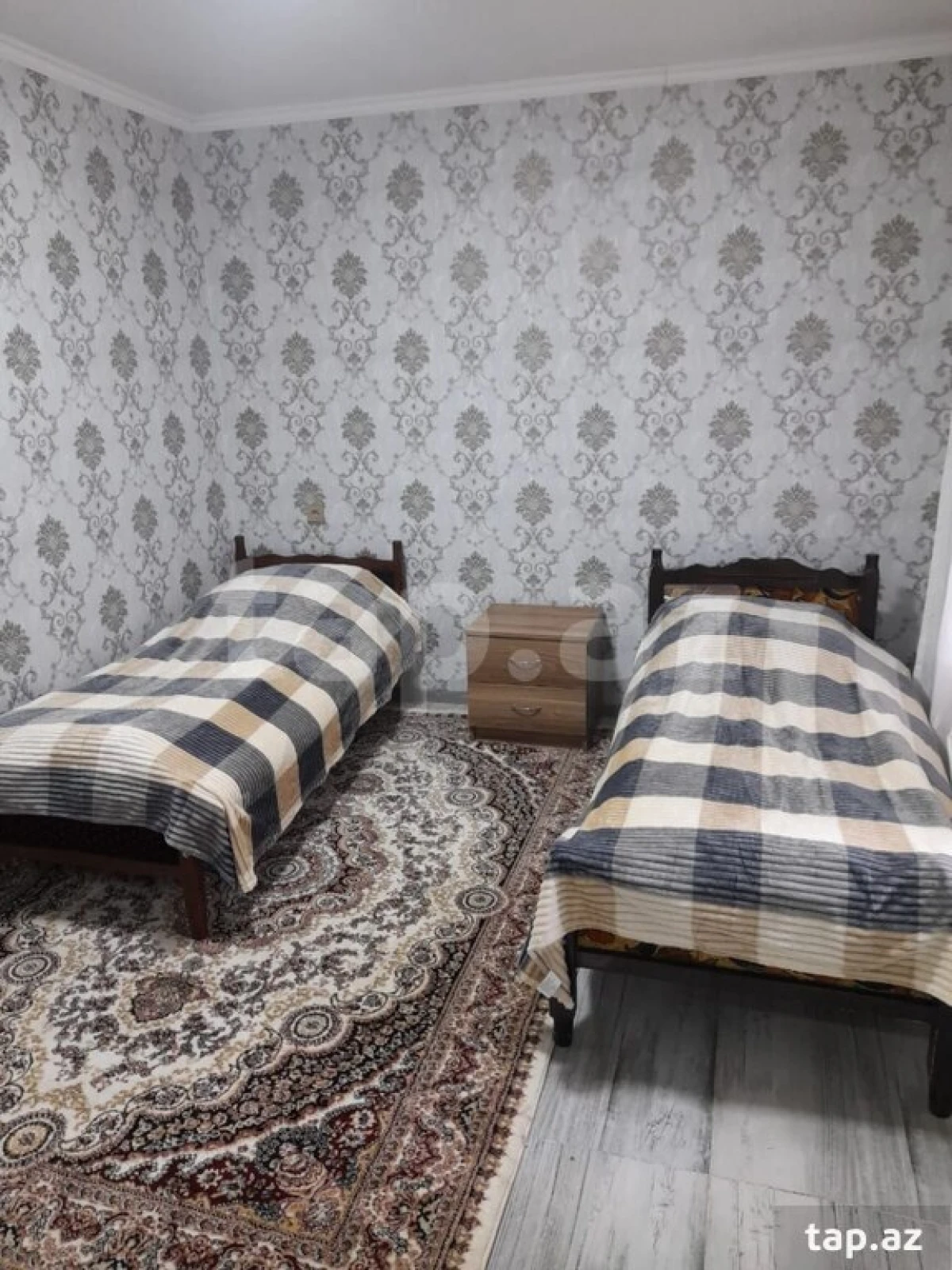 Kirayə verilir 3 otaqlı həyət evi