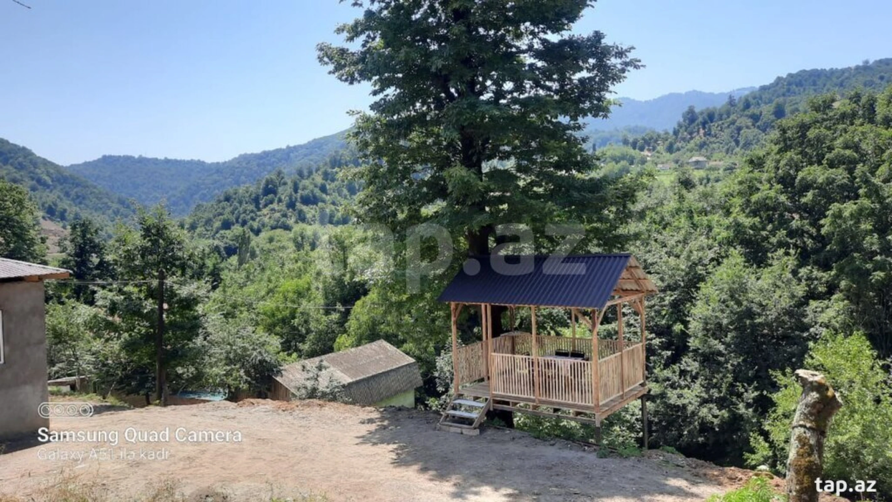 Kirayə verilir 3 otaqlı həyət evi