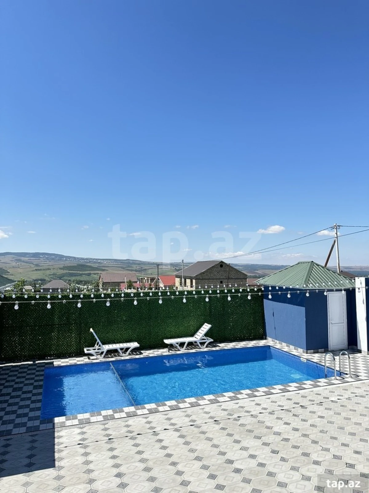 Kirayə verilir 2 otaqlı həyət evi 100 m²