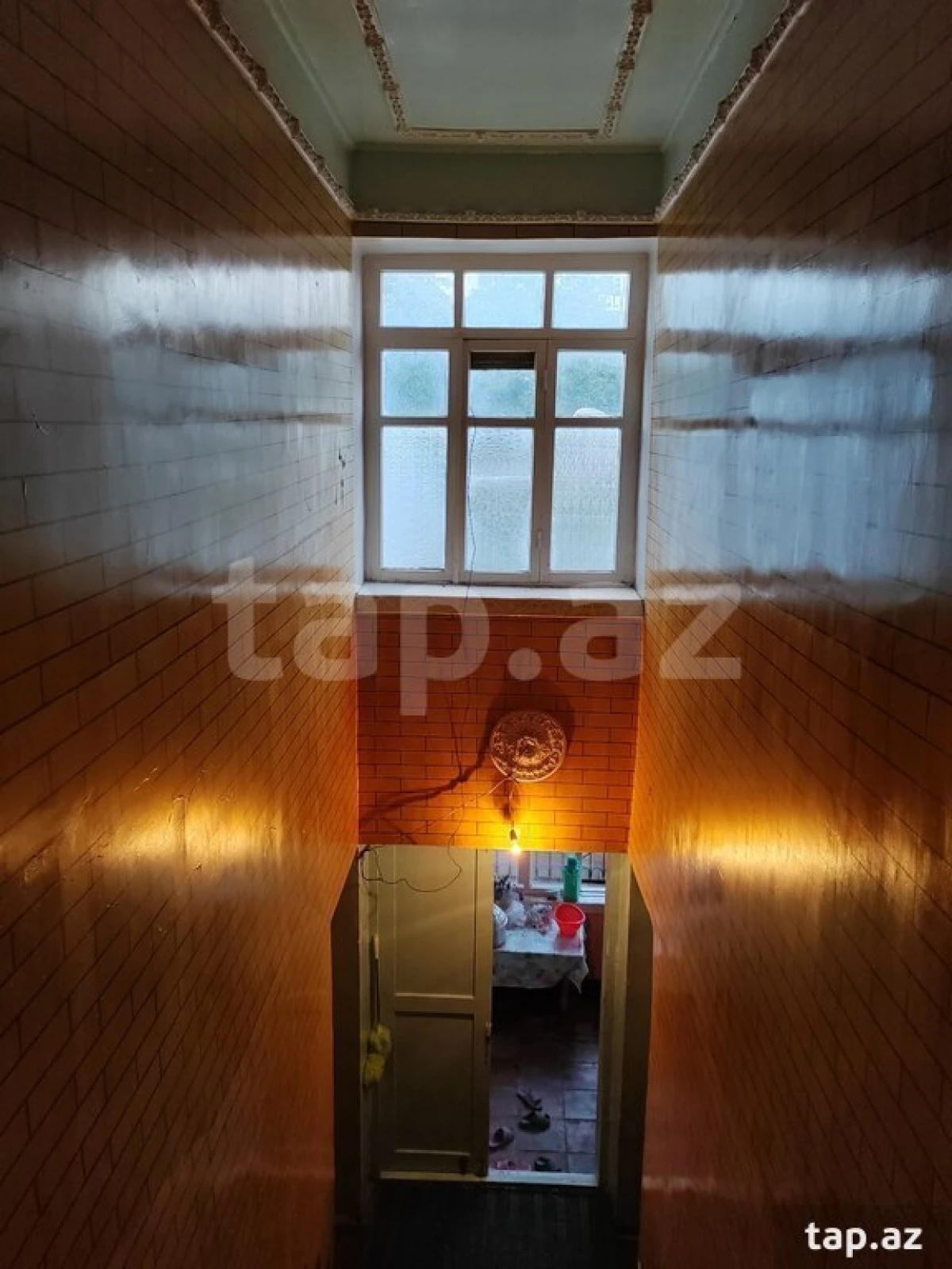 Satılır 6 otaqlı həyət evi