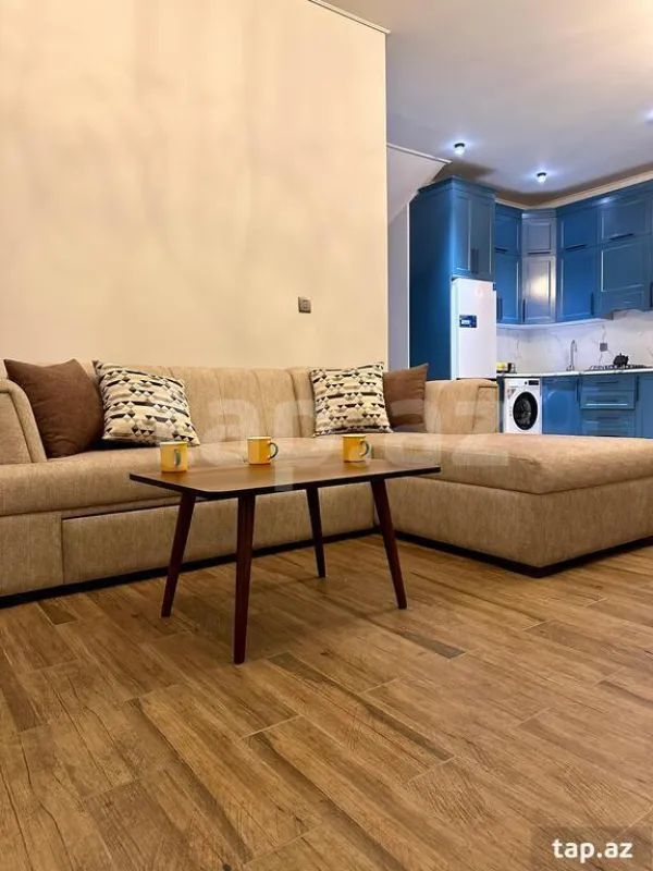 Kirayə verilir 4 otaqlı həyət evi