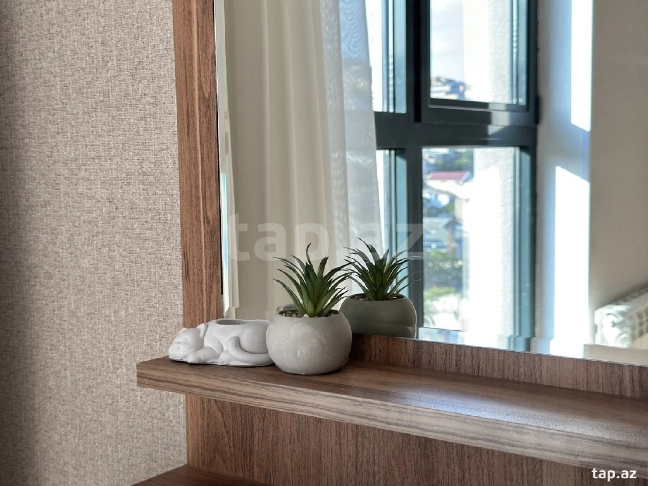 Kirayə verilir 2 otaqlı yeni tikili 78 m²