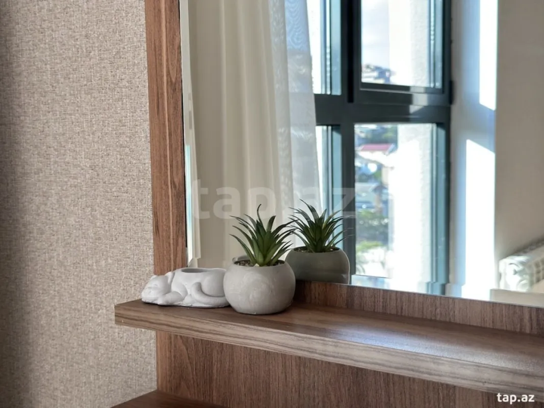 Kirayə verilir 2 otaqlı yeni tikili 78 m²