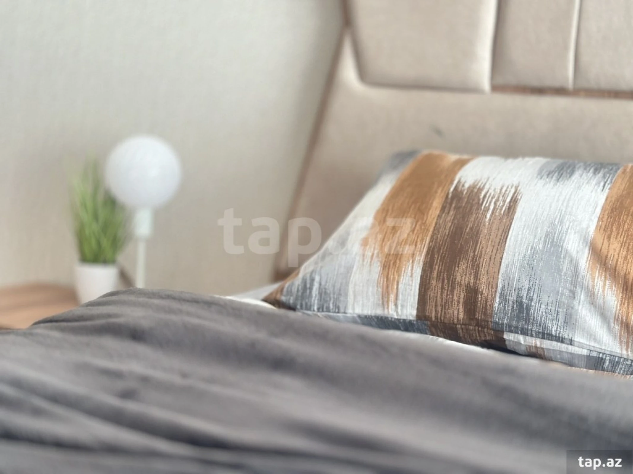 Kirayə verilir 2 otaqlı yeni tikili 78 m²